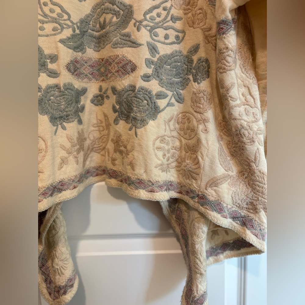 Johnny Was Biya Floral Embroidered Cream Hooded Cardigan-Limited Edition - Picture 7 of 9